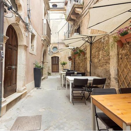 Villa Garconniere In Ortigia à Syracuse Extérieur photo